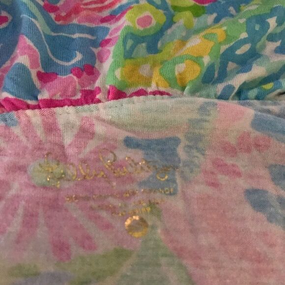 Lilly Pulitzer size small new without tags see pics beautiful top - Picture 2 of 2